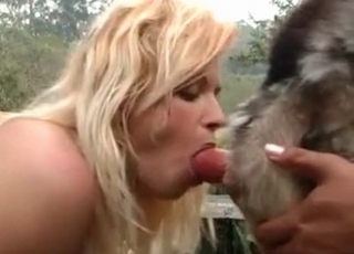 Blonde gives a zoophilic head