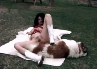 Girl in boots fucking her mutt