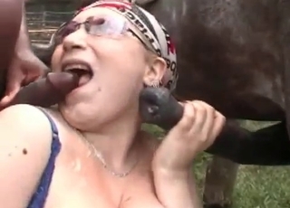 Busty babe enjoys her horse