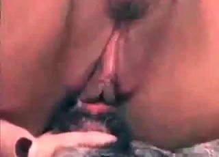 Tanned bitch blows her doggy